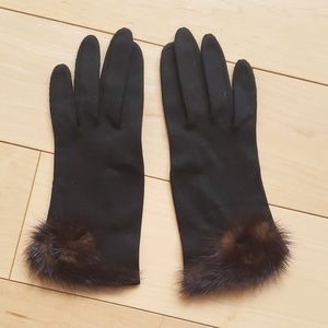 True Vintage Aris size 6 fur faux suede gloves
